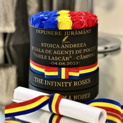 Aranjament floral trandafiri tricolor DEPUNERE JURAMANT MILITAR DEBUT/ABSOLVIRE