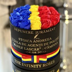 Aranjament floral trandafiri tricolor DEPUNERE JURAMANT MILITAR DEBUT/ABSOLVIRE