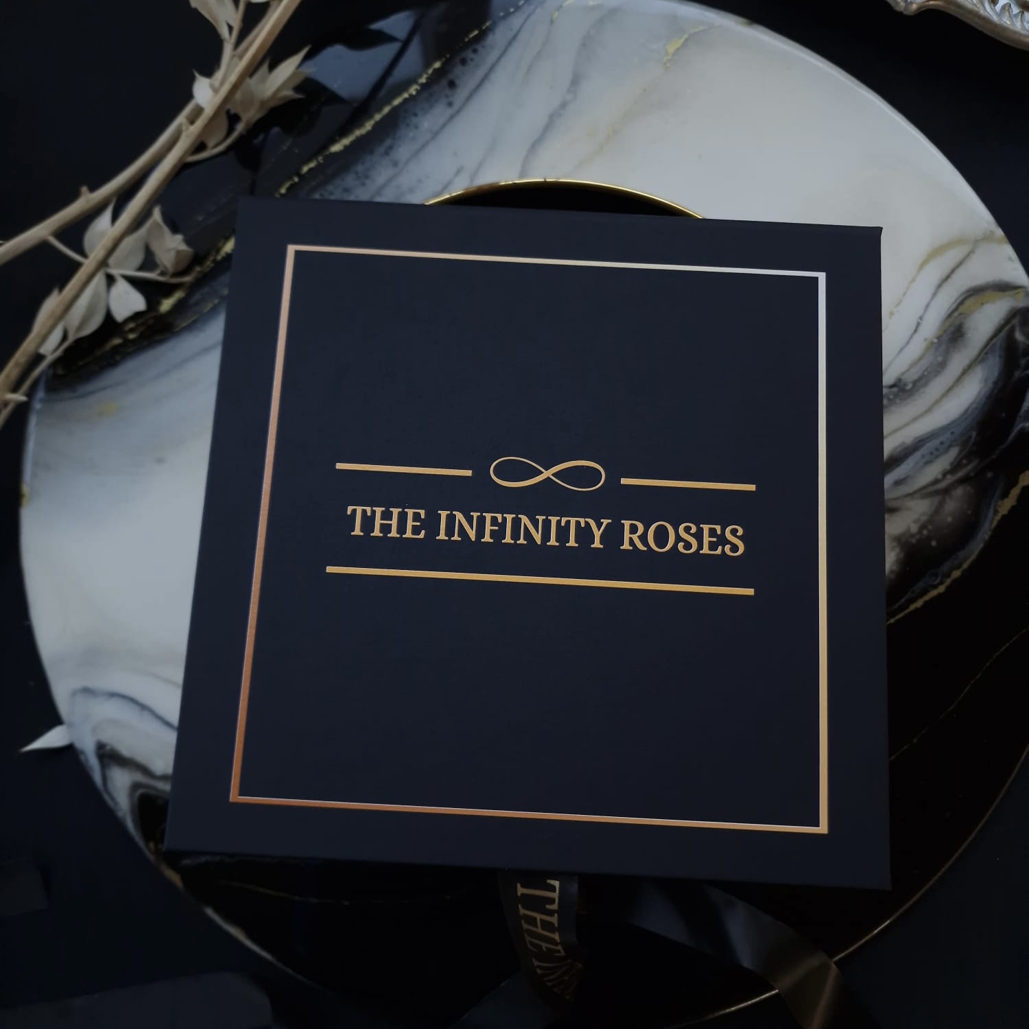 Cutie cadou pentru nasi cu mesajul ” Multumim ca ati acceptat sa fiti nasii mei “