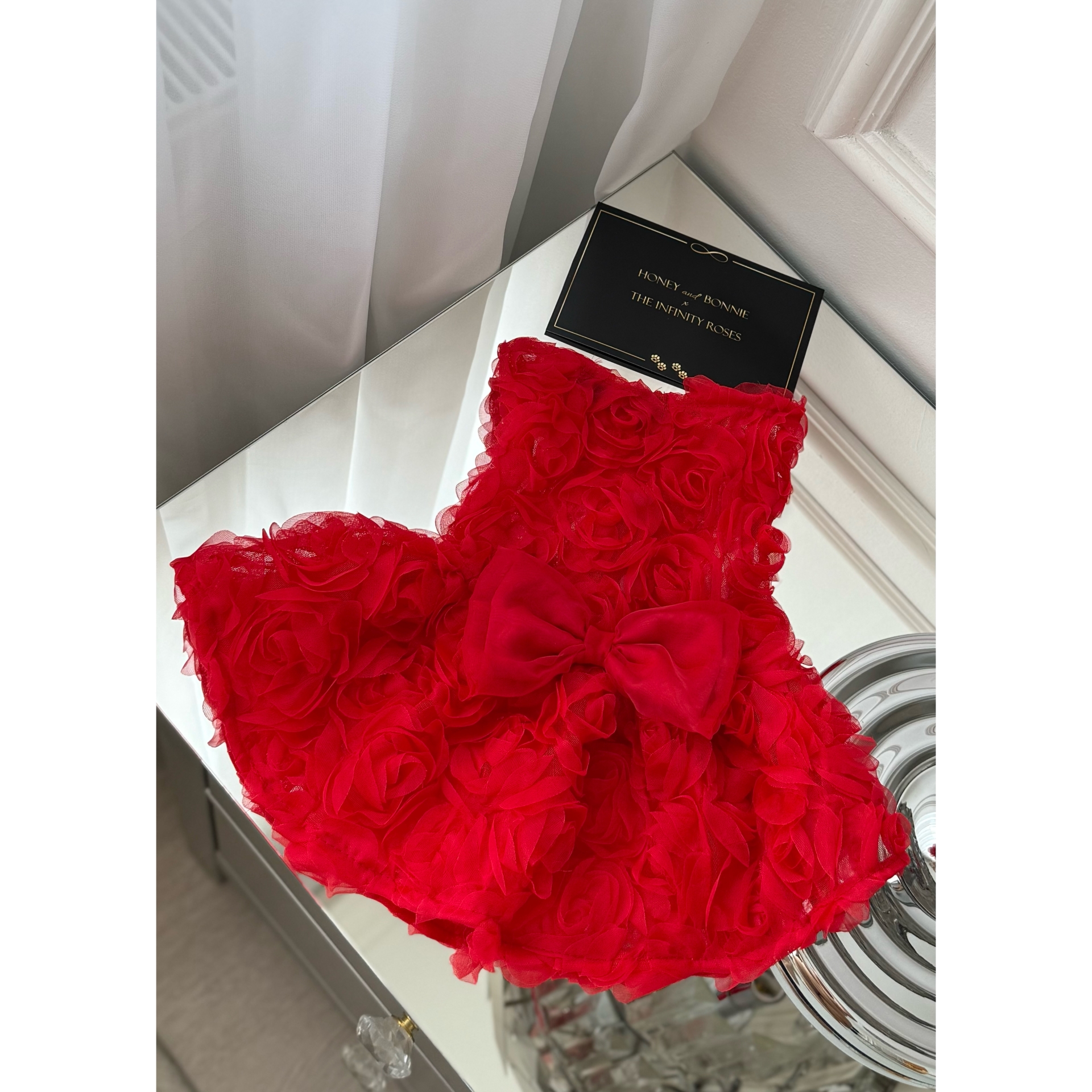 Rochie rosie cu trandafiri 3D pentru catei si pisici L-XL-XXL-XXXL