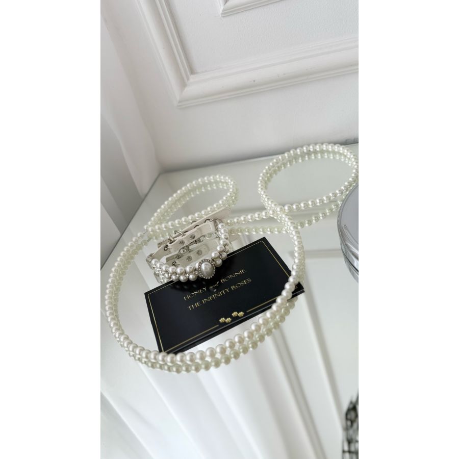 Set lesă cu zgardă elegantă cu perle pentru catei si pisici S-M Set lesă cu zgardă elegantă cu perle pentru catei si pisici S-M