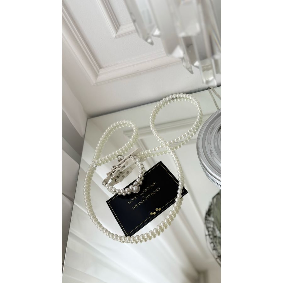 Set lesă cu zgardă elegantă cu perle pentru catei si pisici S-M