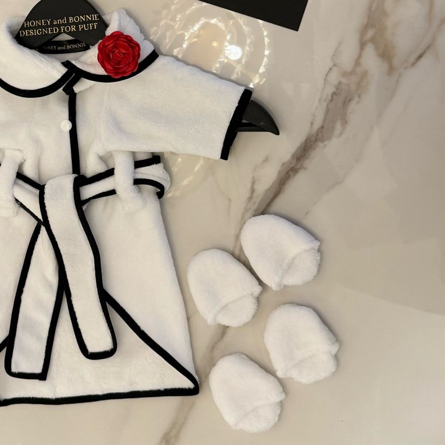 Frac tuxedo royal cu papion pentru catei si pisici L-XL-XXL-XXXL Papuci de casa pufosi pentru catei si pisici