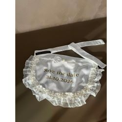 Bandană elegantă pentru câini și pisici, „Save the Date”, personalizată cu data nunții.