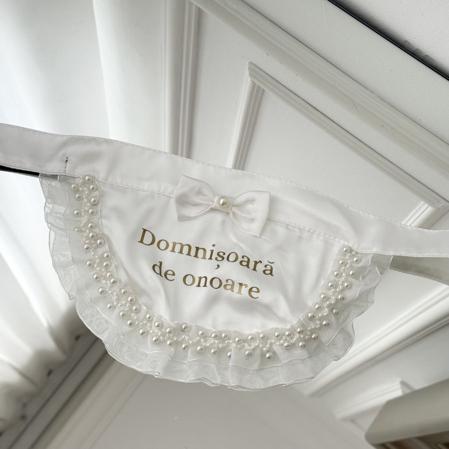  Bandană elegantă pentru câini și pisici, „Domnișoară de onoare”.