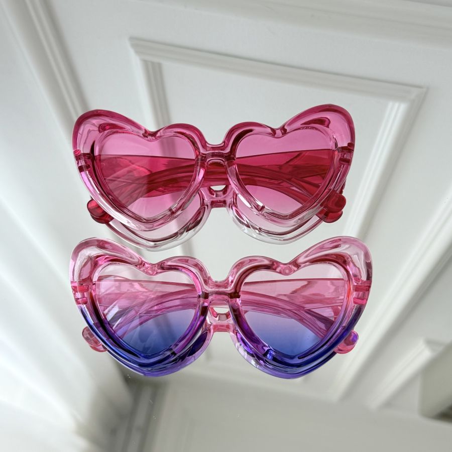 Ochelari de Soare Fashion în Formă de Inimioară pentru Câini de Talie Medie și Mare