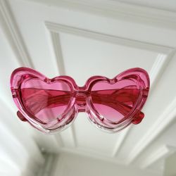 Ochelari de Soare Fashion în Formă de Inimioară pentru Câini de Talie Medie și Mare