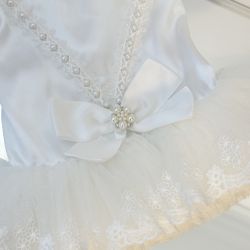 Rochie de Mireasa Alba pentru Caini si Pisici, cu Dantela, Perle si Funda, Tinuta Eleganta pentru Nunta S-M
