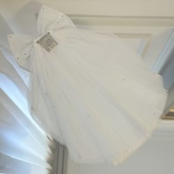 Voal de Mireasa Alb pentru Caini si Pisici, cu Funda si Perle, Accesoriu Elegant pentru Nunta