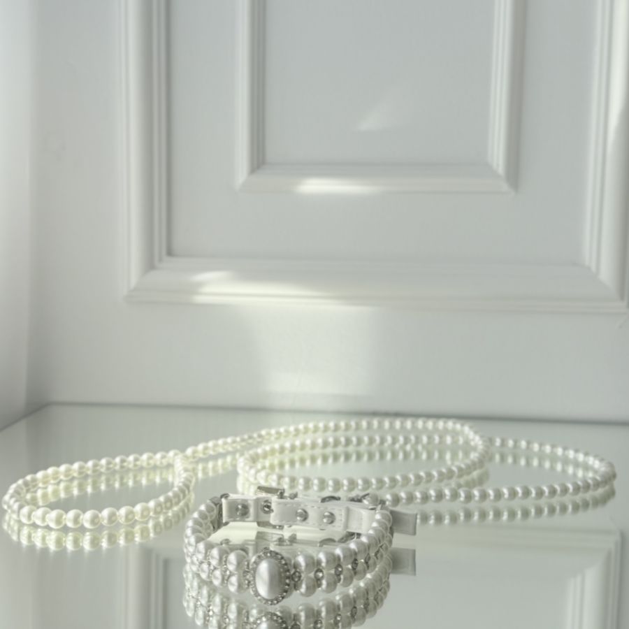 Lesa retractabila Luxury cu cristale Swarovski roz, 5 m, pentru caini de talie mica si medie Set lesă cu zgardă elegantă cu perle pentru catei si pisici 