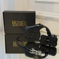 Lesa retractabila neagra cu sclipici si cristale Swarovski, 3 metri, pentru caini de talie mica si medie