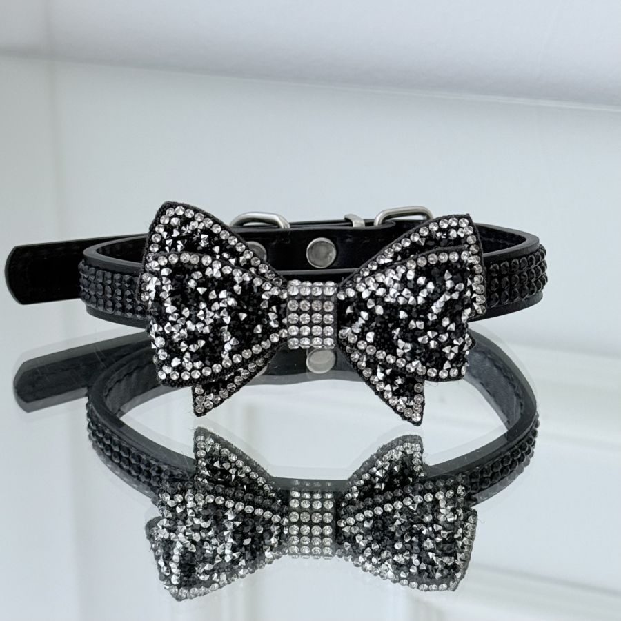  Zgarda Luxury cu fundita si cristale Swarovski pentru caini si pisici negru