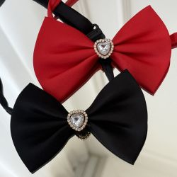 Papion universal elegant rosu cu inima si cristale, pentru caini, pisici, copii si adulti