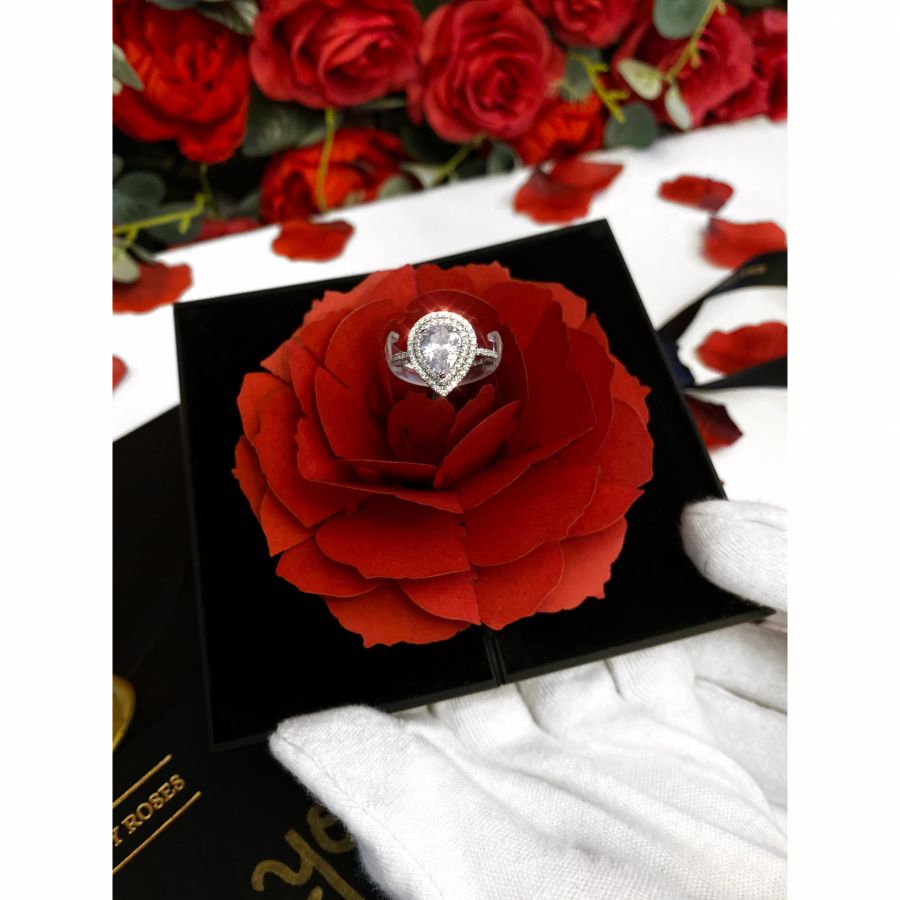 Cutie inel de logodna cu trandafir 