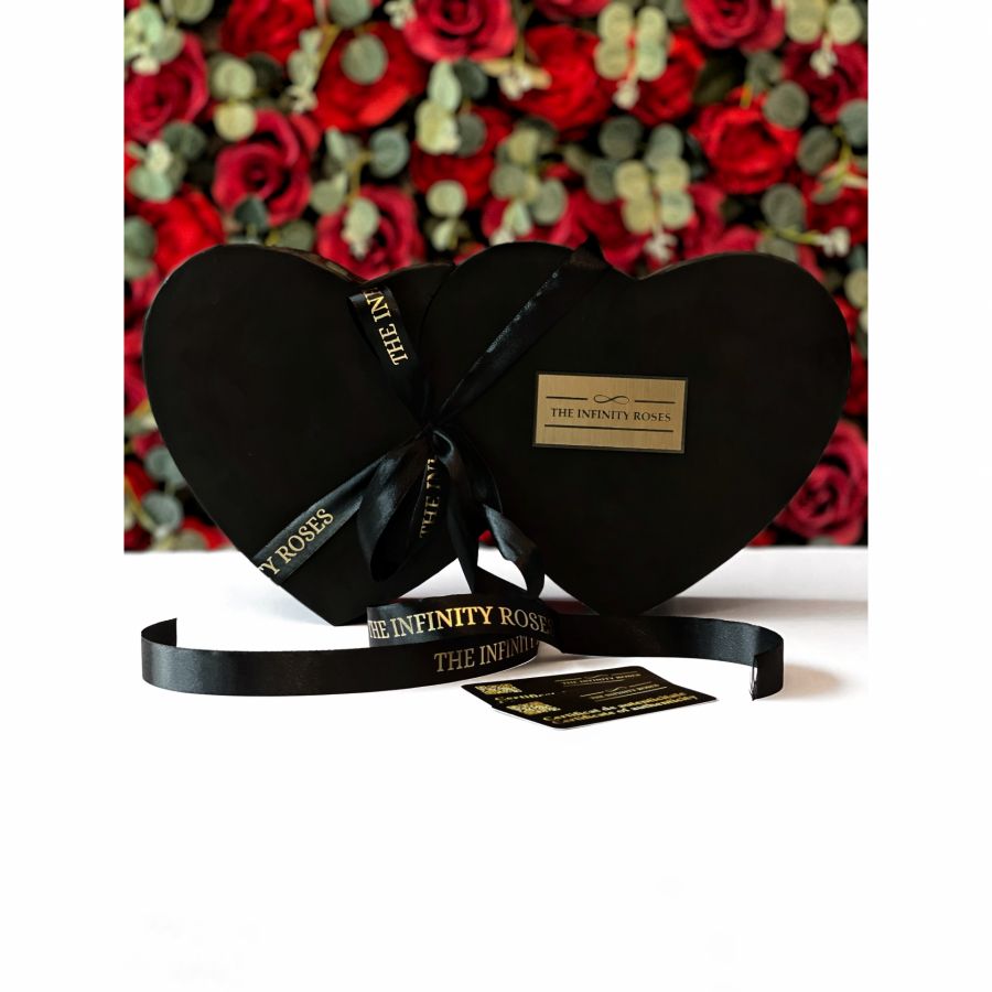 HEART BOX Cutie cu doua inimioare cu 23 de trandafiri rosii