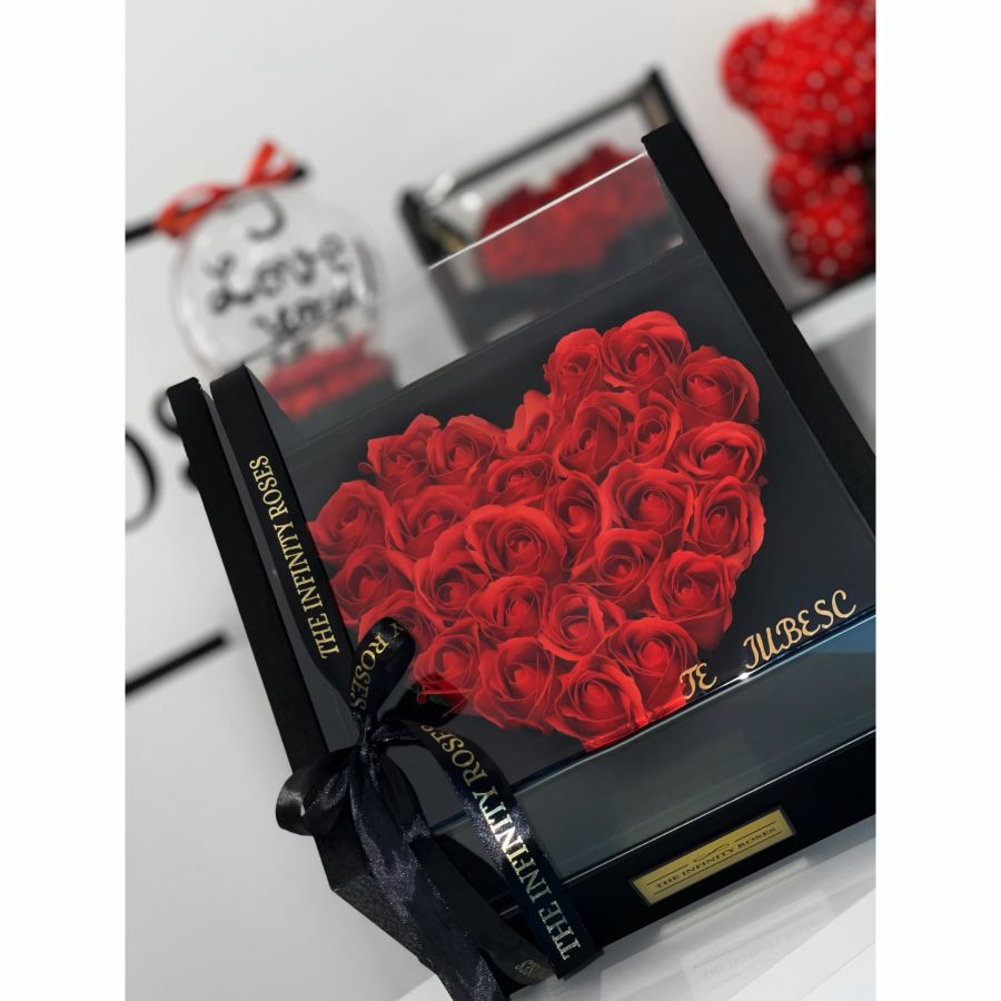 VALENTINE’S DAY♥️ Inima din trandafiri in cutie