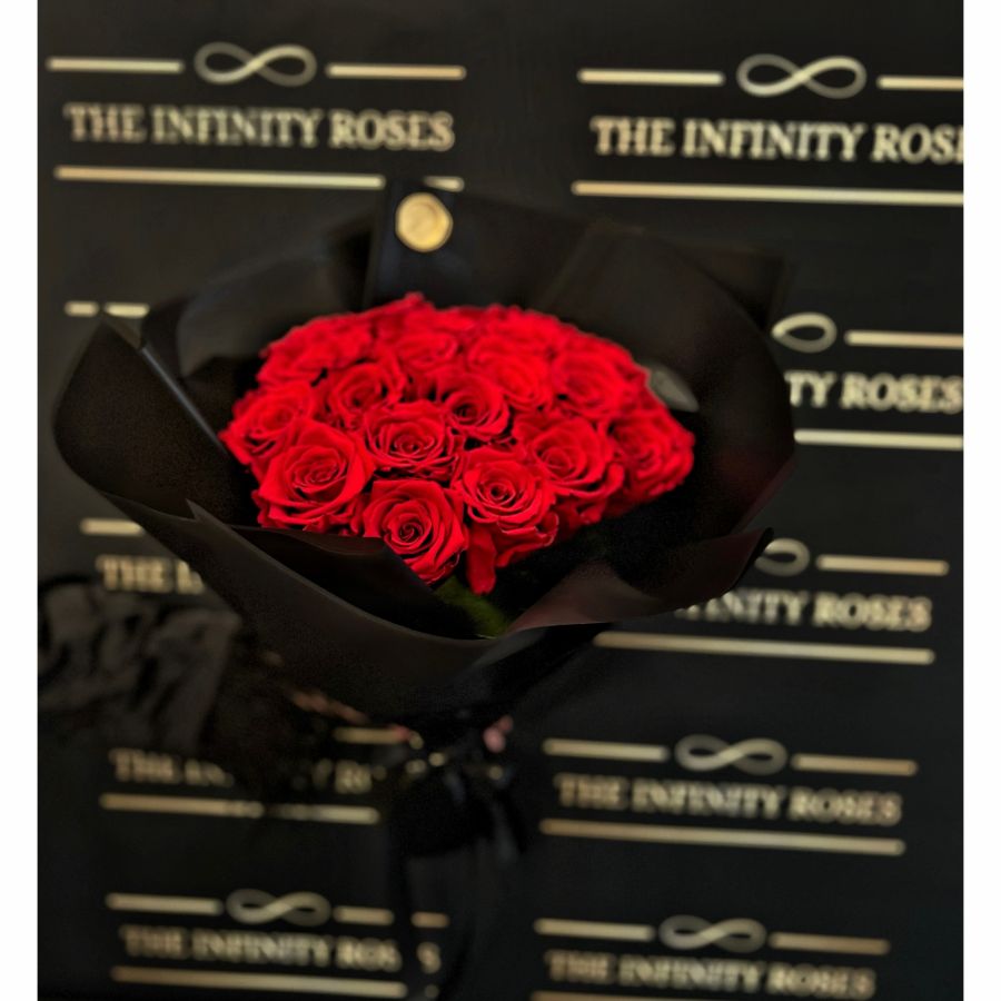 Tablou cu inimioara din licheni rosii cu mesaj personalizat pentru mama Buchet cu 21 de trandafiri criogenati